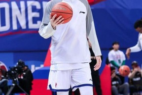 包含浙江广厦CBA击败上海久事，胡金秋稳定发挥的词条