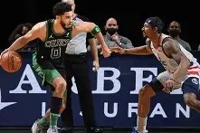 凯尔特人NBA战胜迈阿密热火塔图姆末节爆发的简单介绍