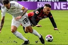 关于拜仁慕尼黑德甲击败科隆穆西亚拉突破得分的信息