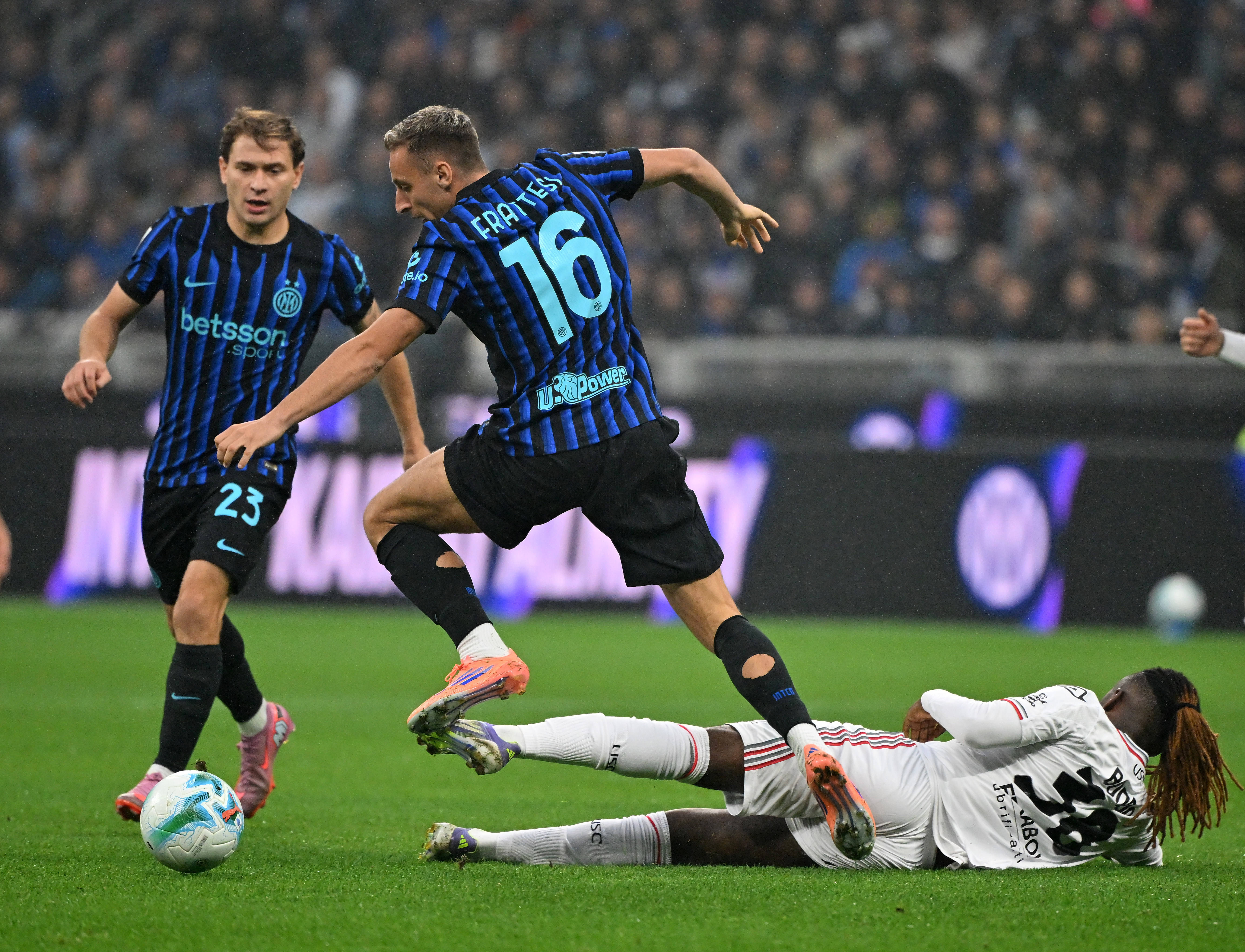 包含AC米兰意甲击败莱切普利西奇内切得分的词条 包含AC米兰意甲击败莱切普利西奇内切得分的词条