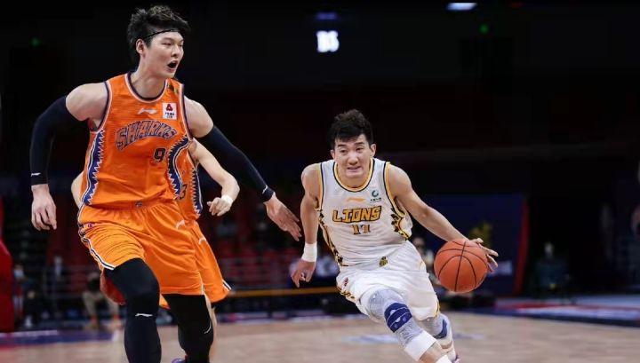 关于浙江广厦CBA战胜青岛国信海天,孙铭徽关键三分的信息 关于浙江广厦CBA战胜青岛国信海天,孙铭徽关键三分的信息