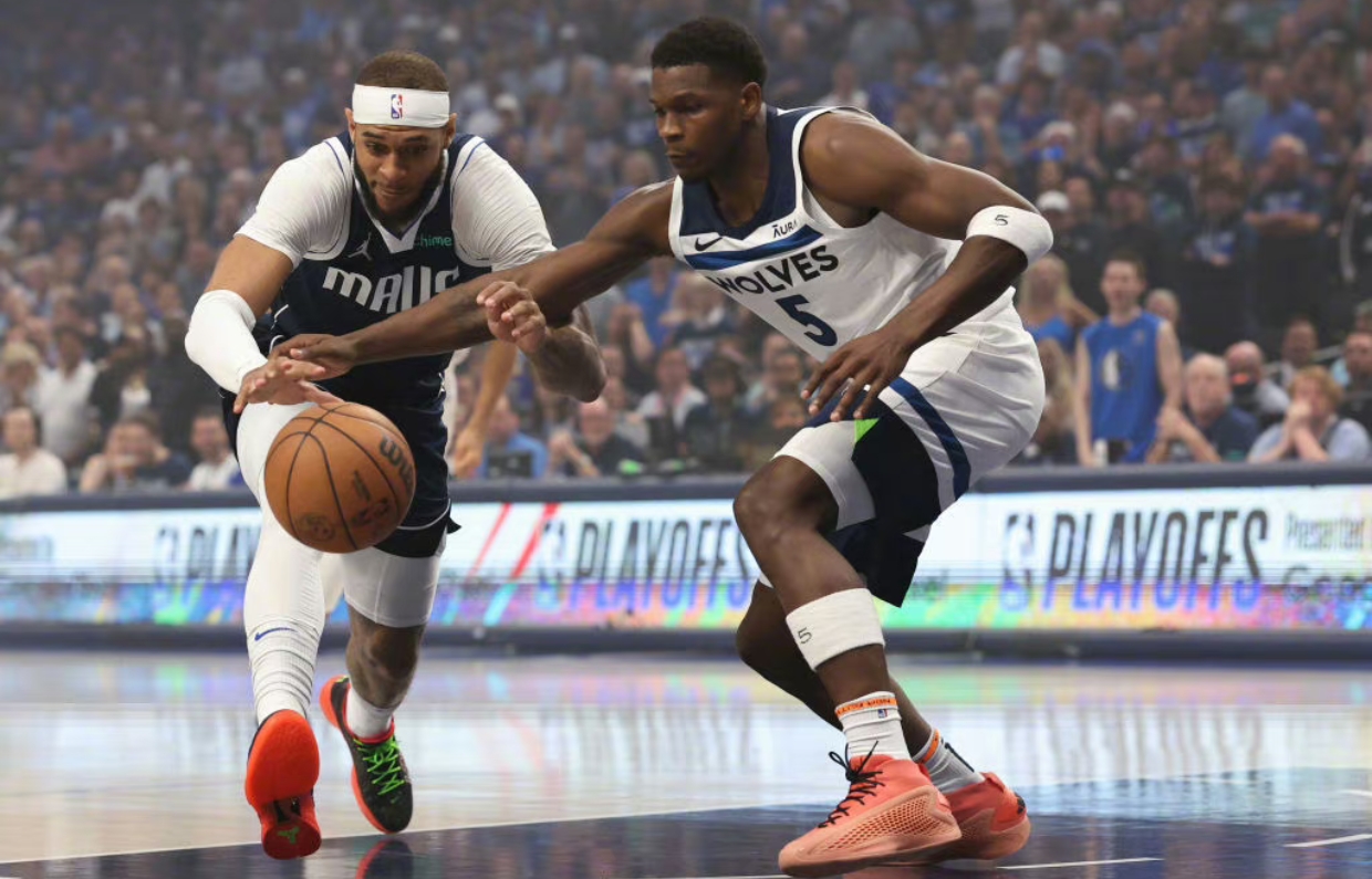 独行侠NBA击败快船,东契奇发挥全面 独行侠NBA击败快船,东契奇发挥全面