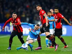 包含那不勒斯意甲取胜拉齐奥，奥斯梅恩建功的词条