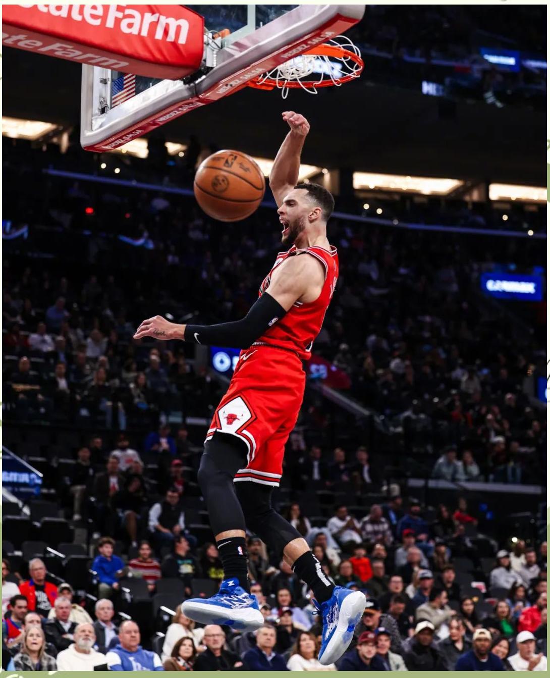 芝加哥公牛NBA战胜纽约尼克斯拉文三分命中(芝加哥 公牛队)