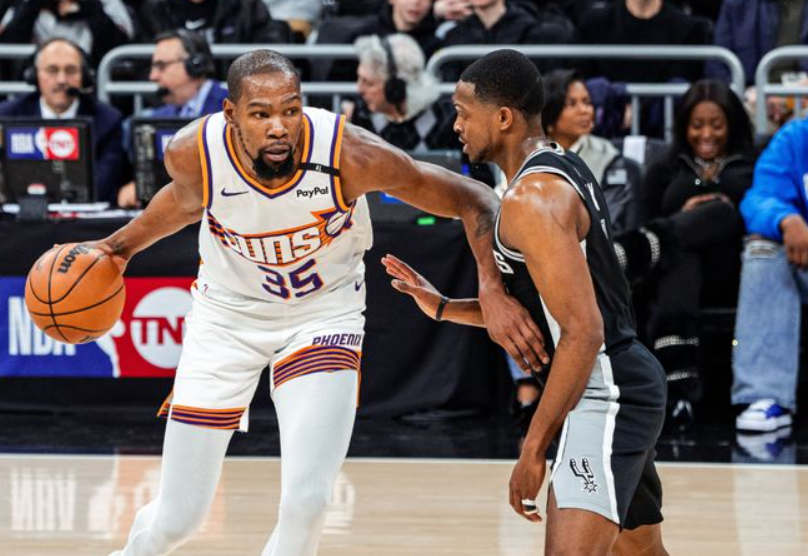 费城76人战胜纽约尼克斯，NBA东部前四格局变化