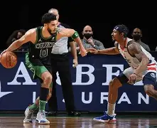 凯尔特人NBA战胜迈阿密热火塔图姆末节爆发的简单介绍