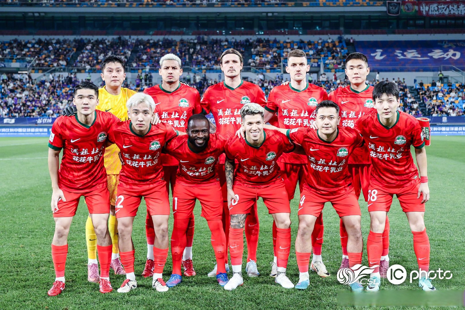 比赛气势高涨场面占优