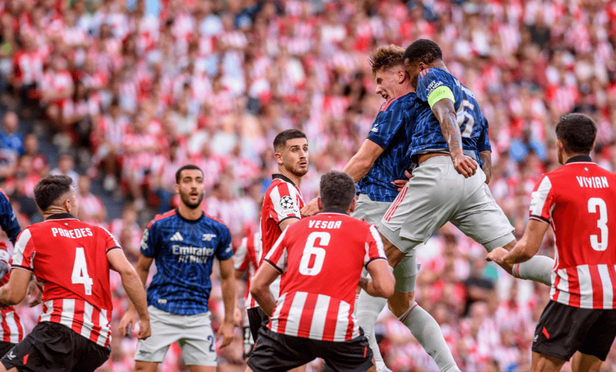 包含巴塞罗那西甲击败毕尔巴鄂竞技，费兰托雷斯进球的词条