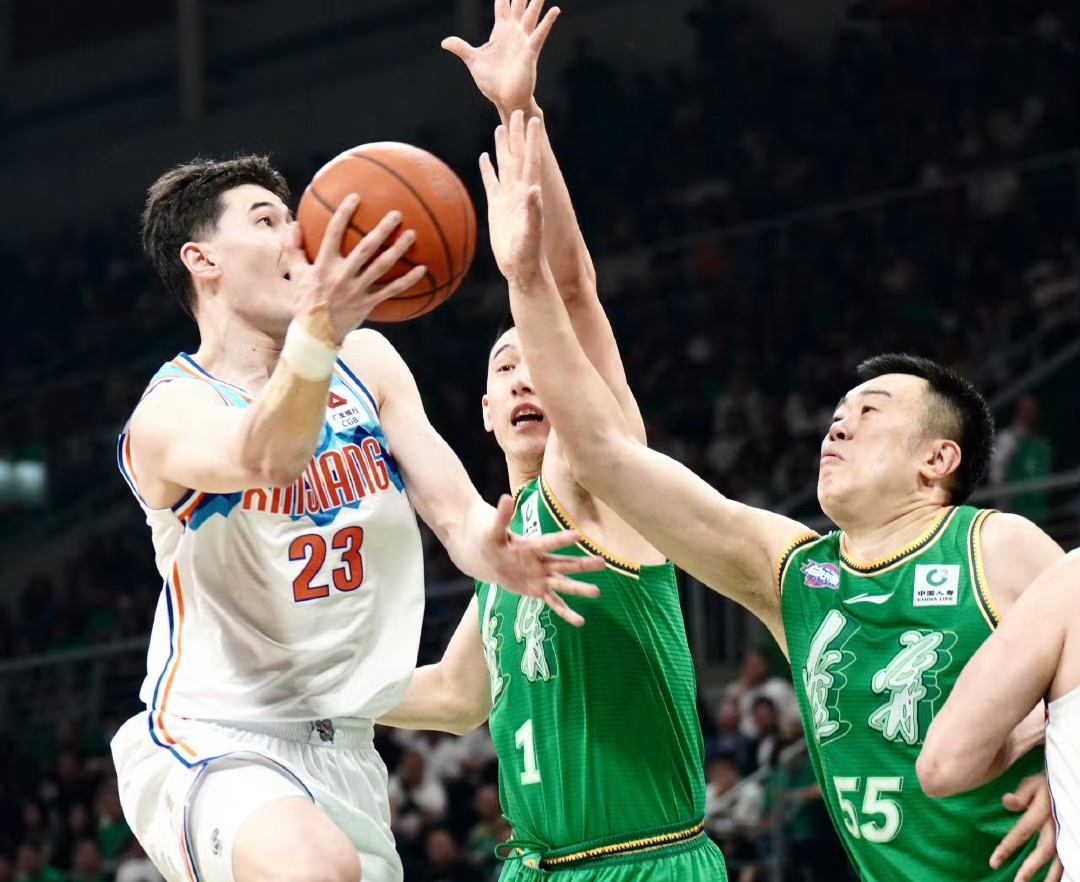 新疆广汇CBA稳胜山东高速，阿不都沙拉木全面发挥