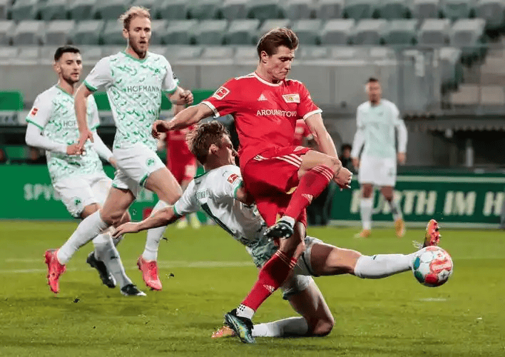 多特蒙德德甲击败霍芬海姆阿德耶米突破建功(德甲最新积分榜)